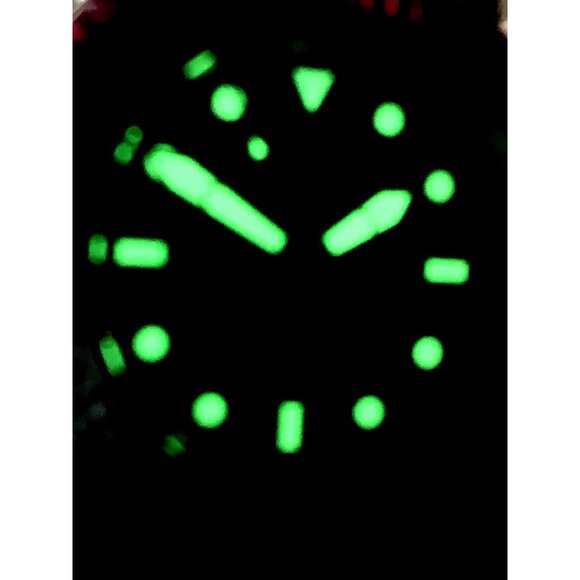 Invicta Men's Watch 32330 Pro Diver Black Dial Quartz Gray Rubber Strap Quartz - Picture 8 of 13